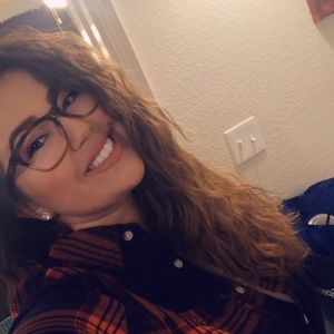 Meet your Posher, Sunflower